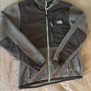 The North Face Women's Grey Denali